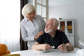 Know the Symptoms and Care of Those Who Suffer From Alzheimer’s
