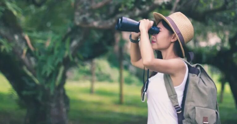 Experts Seek To Unify Good Practices for Sustainable Bird Watching In Costa Rica