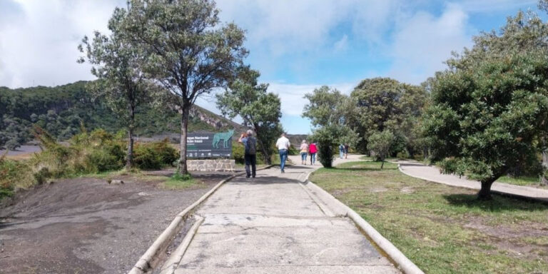 Developing Responsible Tourism Within Protected Wilderness Areas is of Great Importance for Costa Rica